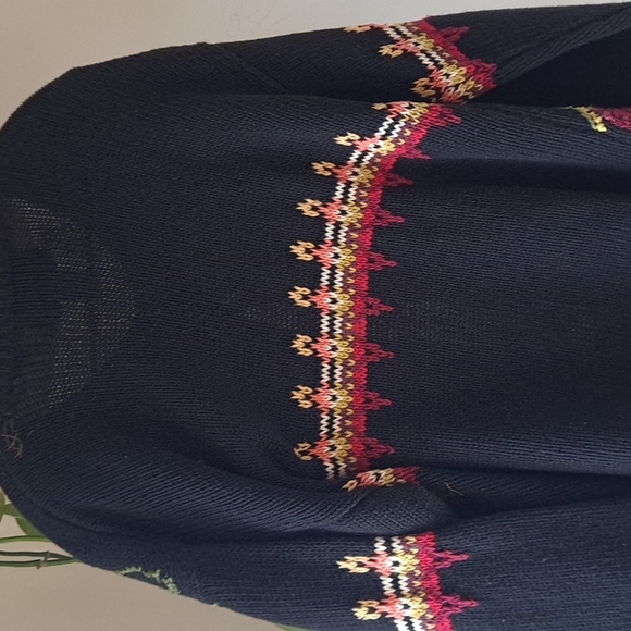 Tiara International retro 2001 harvest sweater! Vintage ❤️ 💙 - Picture 2 of 2